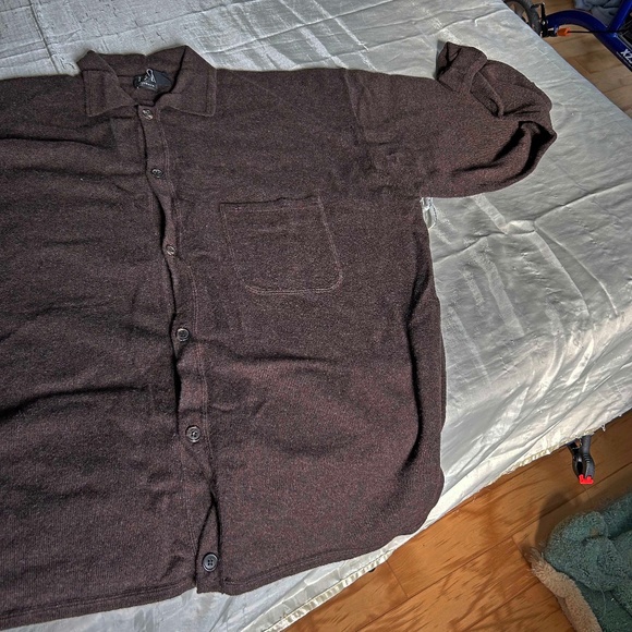 CARDIGAN, CASHMERE 100%, SIZE XL DARK BROWN, HOLT RENFREW, COLLAR & UPPER POCKET - Picture 1 of 4